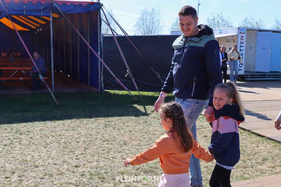 Sfeer Pleinpop Zondag (50)